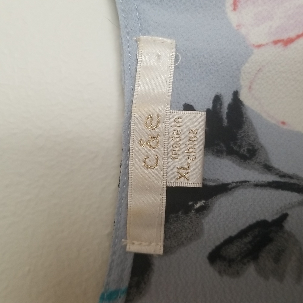 C & E womens open shoulder short sleeve flutter blouse - Picture 2 of 5